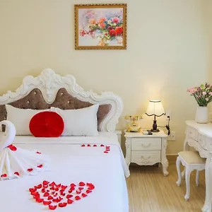 https://thang-bom-boutique-hotel.nhatrangbesthotels.com